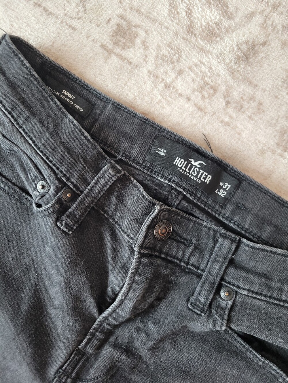 Hollister Men’s 31x32 Black Distressed Skinny Jeans Grunge Streetwear - Picture 3 of 5